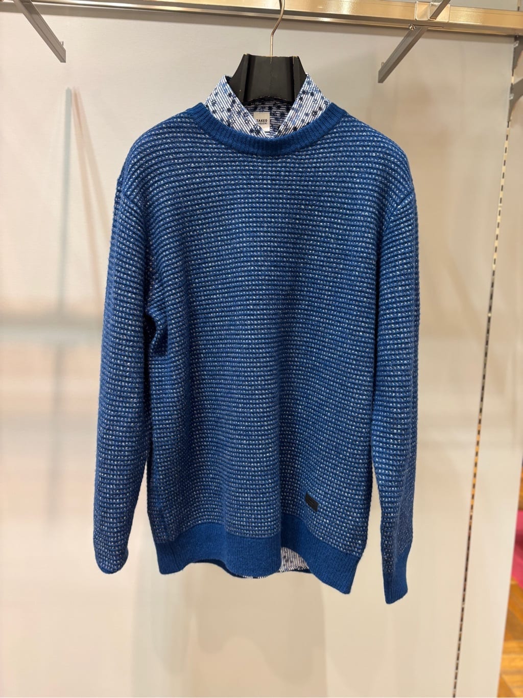 ヒナさんの「TAKEO KIKUCHI｜メランジ ニットプルオーバー」を使ったコーディネート