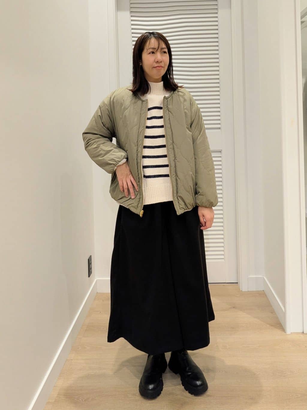 enさんの「Dessin｜【洗える】ハイネックベロアモールニット」を使ったコーディネート