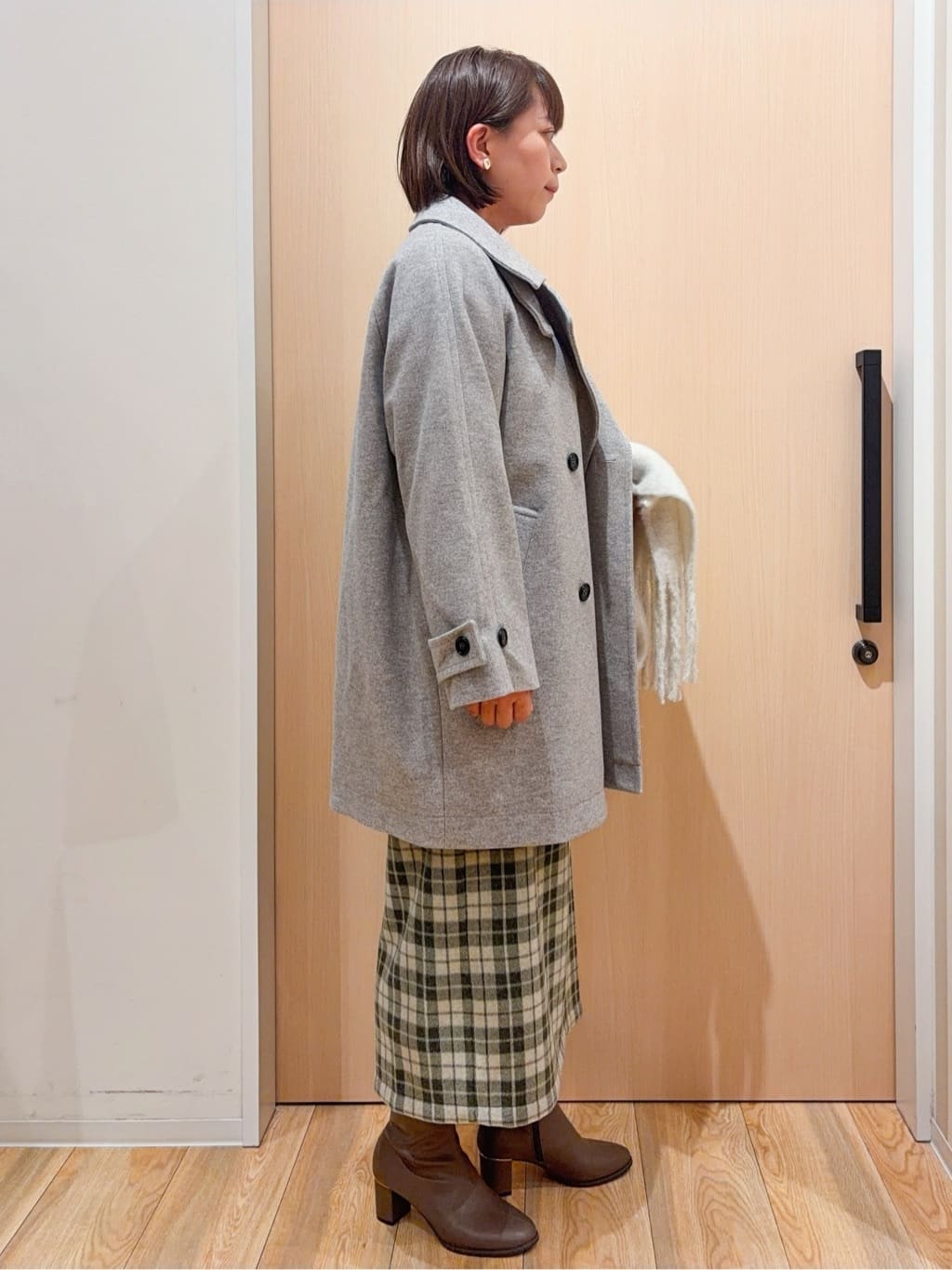 yocchiさんの「SHOO･LA･RUE｜【洗濯機可／毛玉レス】シンプルケーブル柄ニット」を使ったコーディネート