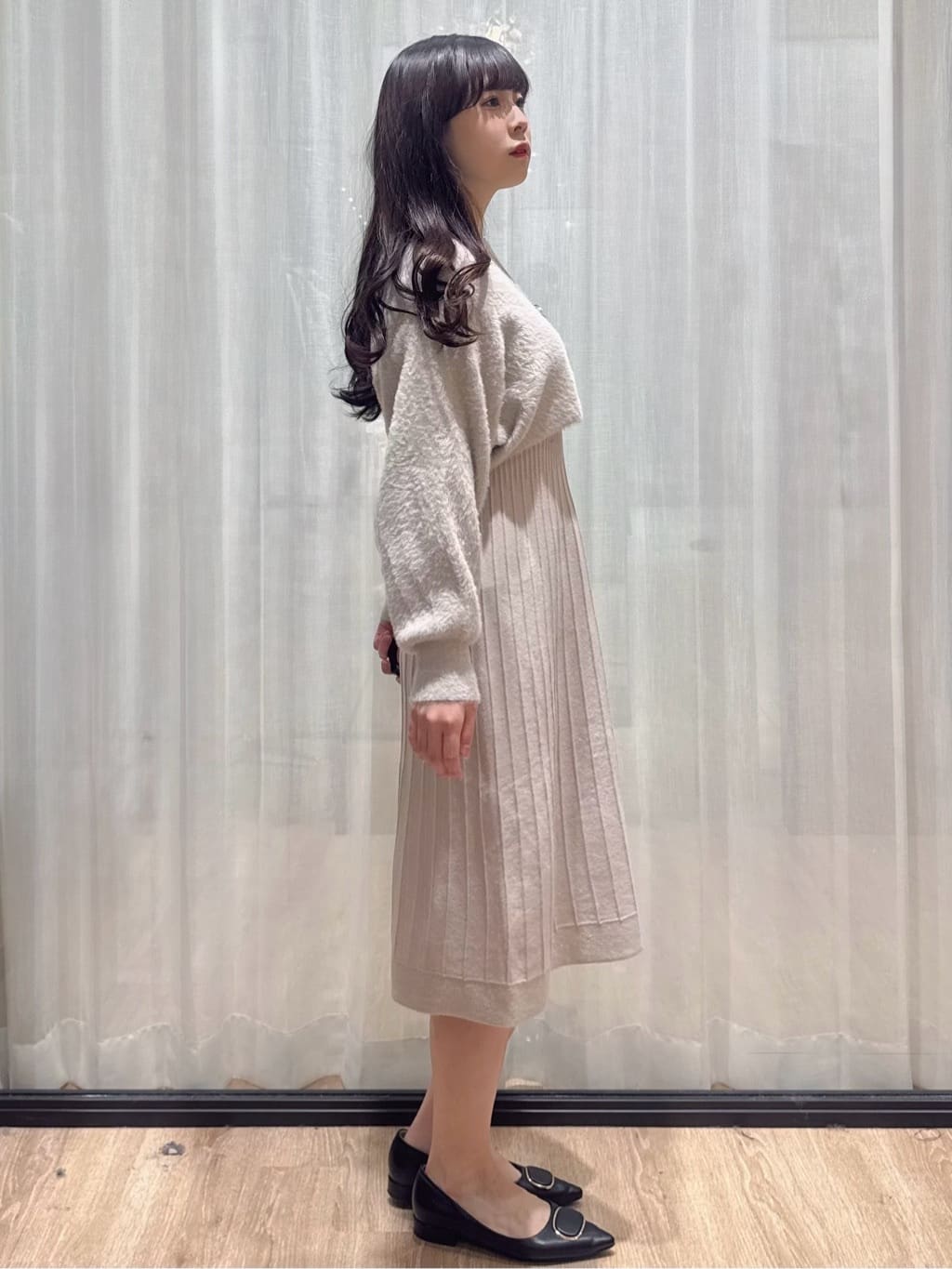 ぞうげさんの「OPAQUE.CLIP｜ラメフェザープルオーバーセット ニットワンピース【洗濯機OK】《XS～LL》」を使ったコーディネート