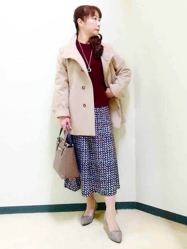 花さんの「Reflect｜【SS-4Lサイズ／衿が顔に当たらない◎】スタンドネックミドルコート」を使ったコーディネート