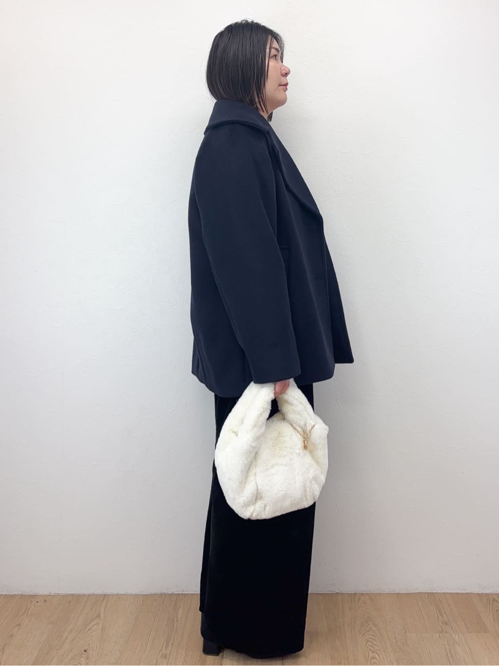 Takeさんの「OPAQUE.CLIP｜カシミヤブレンドウールミドルピーコート」を使ったコーディネート