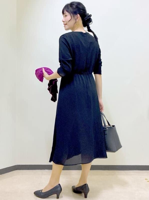  beni_gingerさんの「Reflect｜【WEB先行カラーあり／手洗い可／アンサンブル可】バイカラーカーディガン」を使ったコーディネート