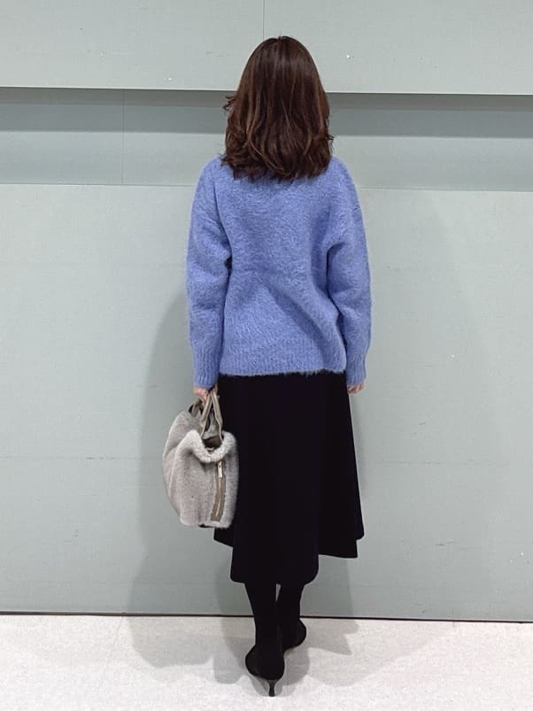 makiさんの「UNTITLED｜【はっ水機能/フード取り外し可】ミディダウンコート」を使ったコーディネート