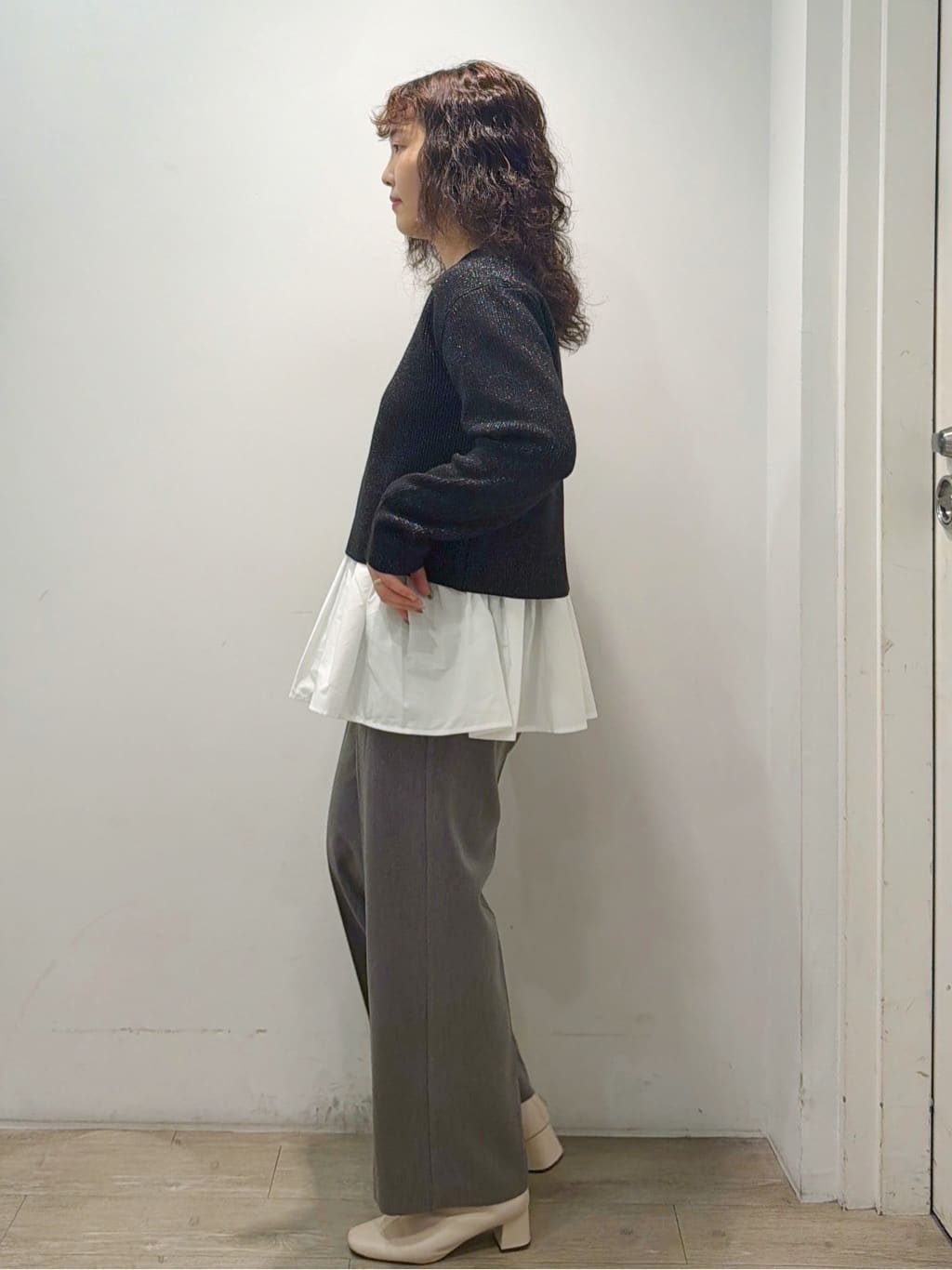 sumicaさんの「OPAQUE.CLIP｜《ツインセット》ショートラメニット&times;フレアタンクトップ【洗濯機OK】」を使ったコーディネート