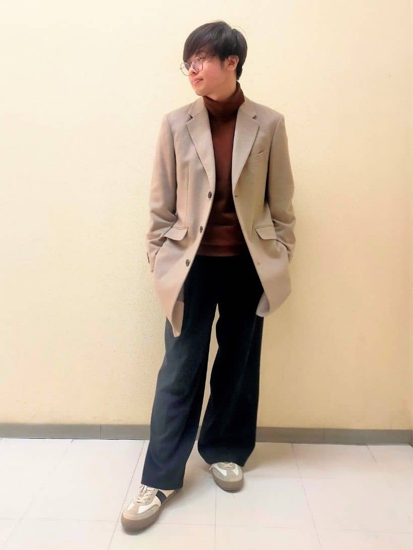 nerさんの「TAKEO KIKUCHI｜アンチピリング タートルネック ニット」を使ったコーディネート