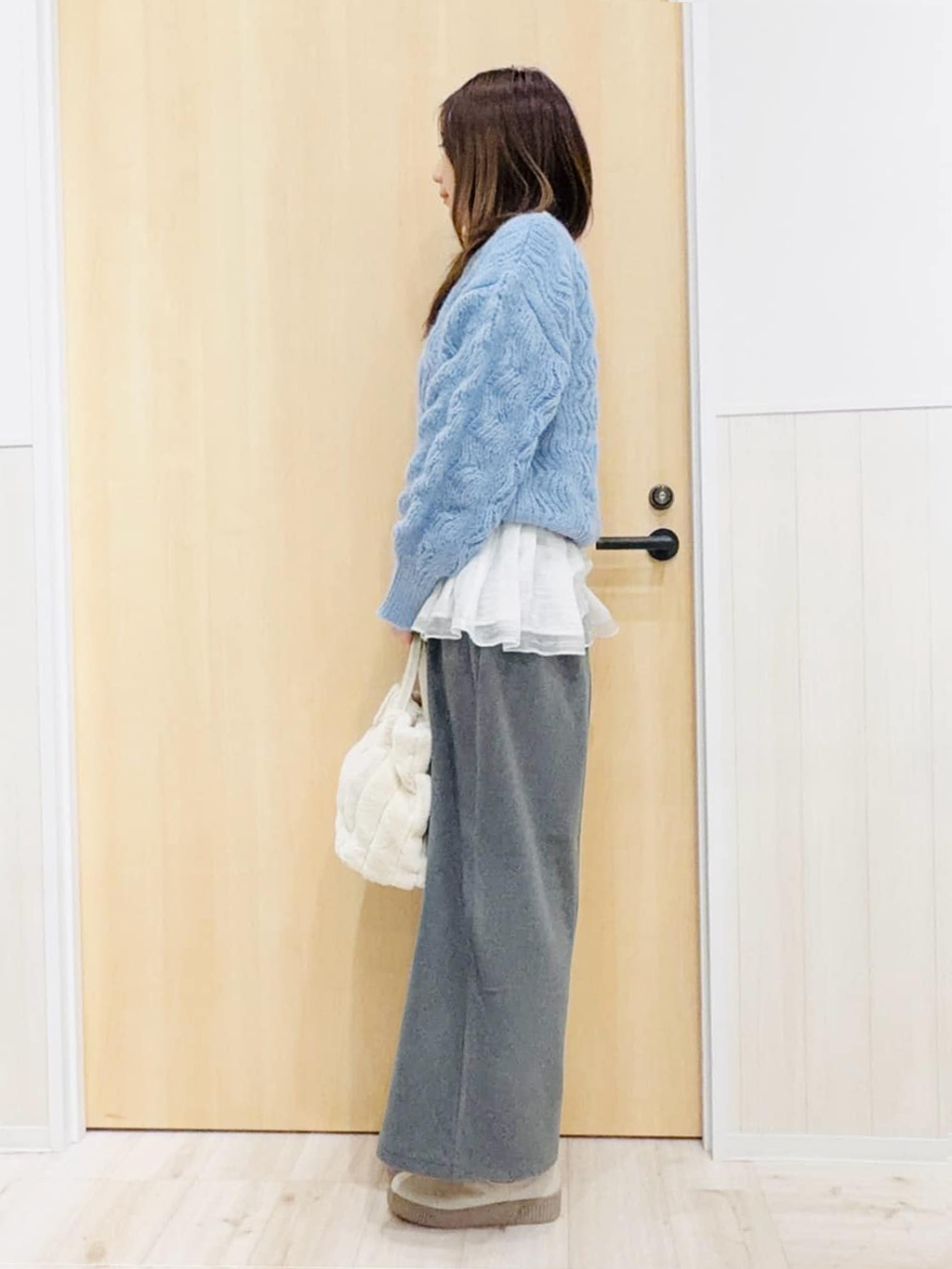 Naさんの「SHOO･LA･RUE｜【S-LL】ふんわり大人の 透かし編みニット」を使ったコーディネート