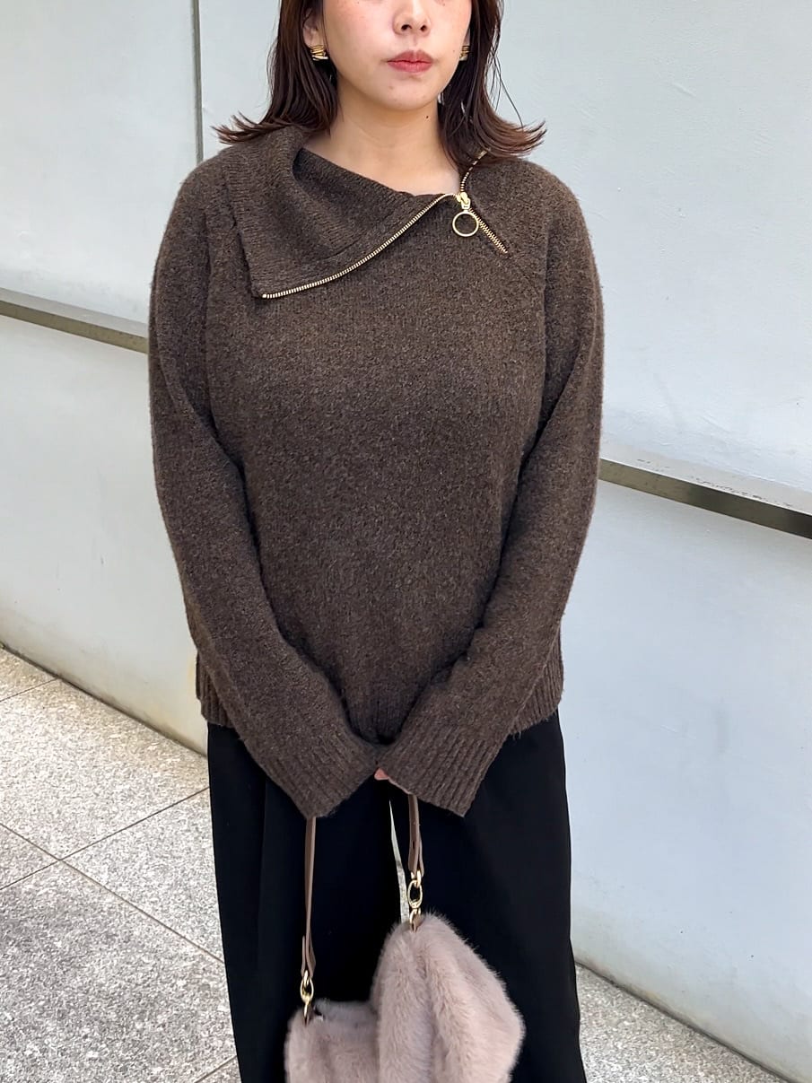 ちびゆきさんの「grove｜きれい見えとリラックス感を両立。秋の大人カジュアルに効くイージーパンツ」を使ったコーディネート