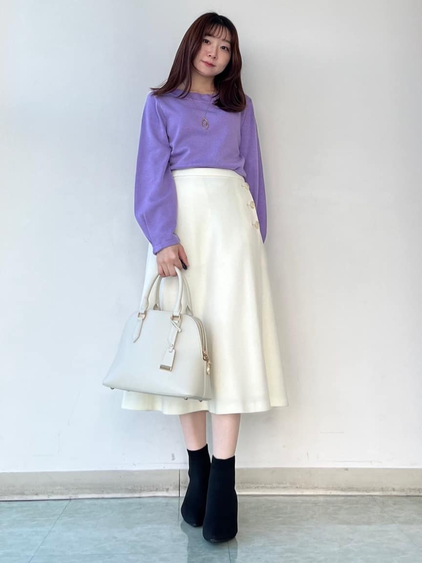 KAHOさんの「UNTITLED｜【きれいめ/洗える】ラメ入りワイドボートネックニット」を使ったコーディネート