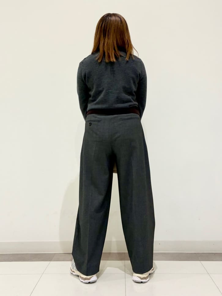 Reecoさんの「DRESSTERIOR｜◆リリィクレストカーディガン」を使ったコーディネート
