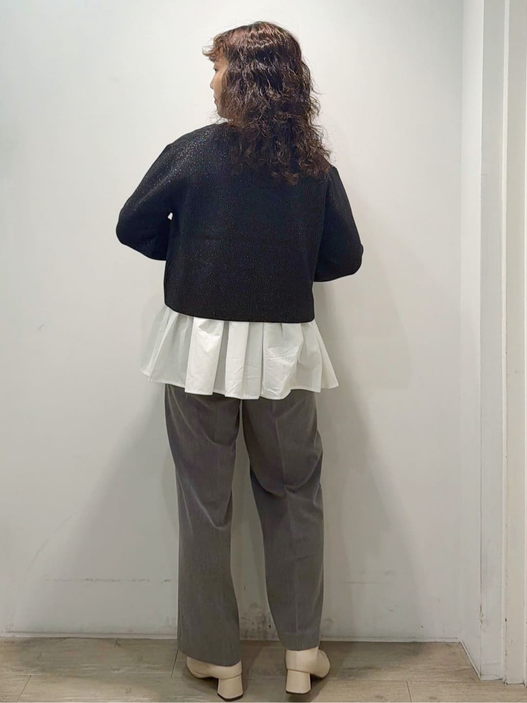 sumicaさんの「OPAQUE.CLIP｜《ツインセット》ショートラメニット&times;フレアタンクトップ【洗濯機OK】」を使ったコーディネート