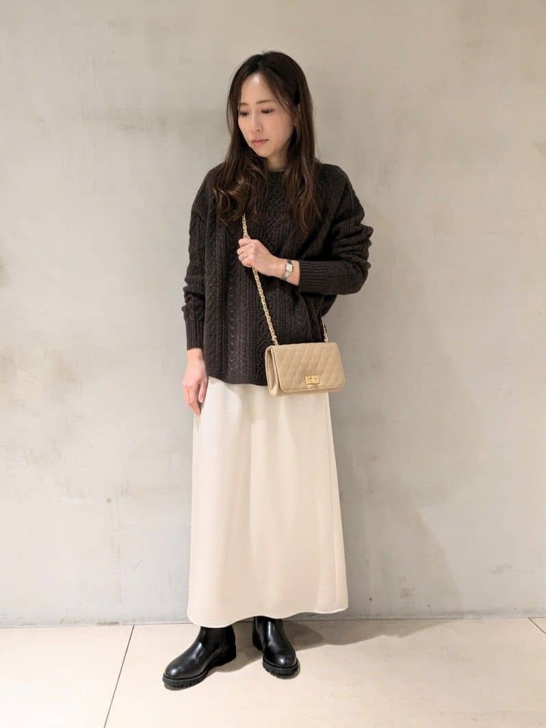 kanaさんの「UNTITLED｜【洗える】ケーブルデザイン ラウンドヘムニット」を使ったコーディネート