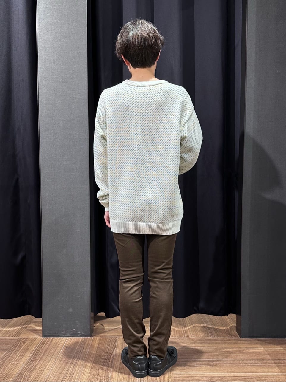 tomoyaさんの「THE SHOP TK｜バーズアイグラデーションニット 洗濯機OK／ユニセックスでおすすめ！」を使ったコーディネート