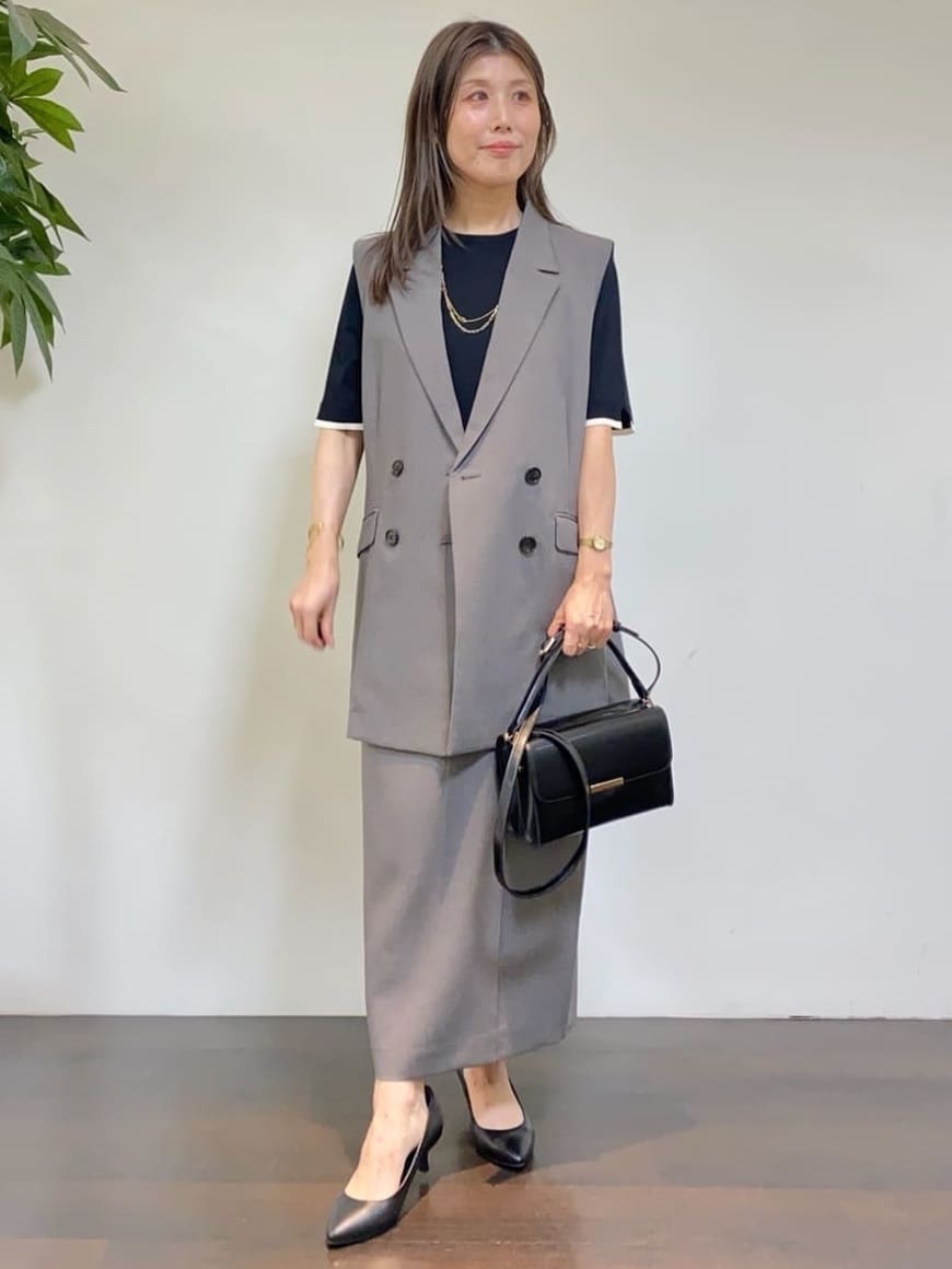 tomoさんの「UNTITLED｜【アンサンブル可/薄手/洗える】5分袖クルーニット」を使ったコーディネート