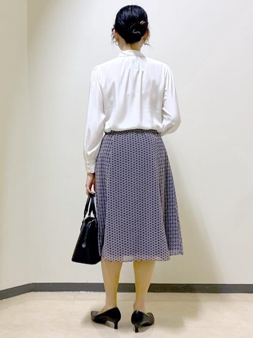 beni_gingerさんの「Reflect｜【きちんと見え／通勤／セレモニーにおすすめ◎】ドット柄ボウタイブラウス」を使ったコーディネート