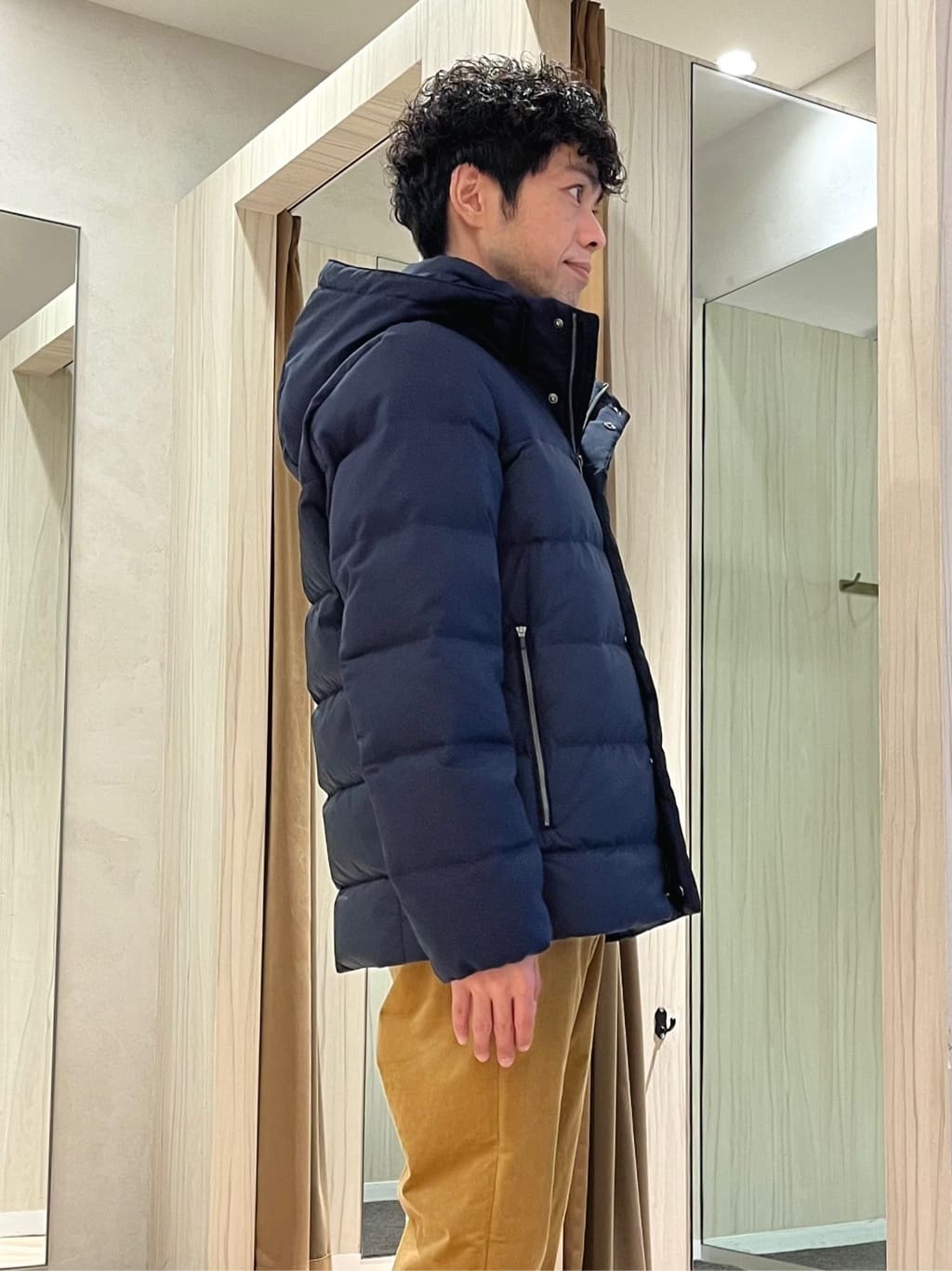URAさんの「TAKEO KIKUCHI｜【Sサイズ～】ウォーム ミラノリブ オフネック プルオーバー」を使ったコーディネート