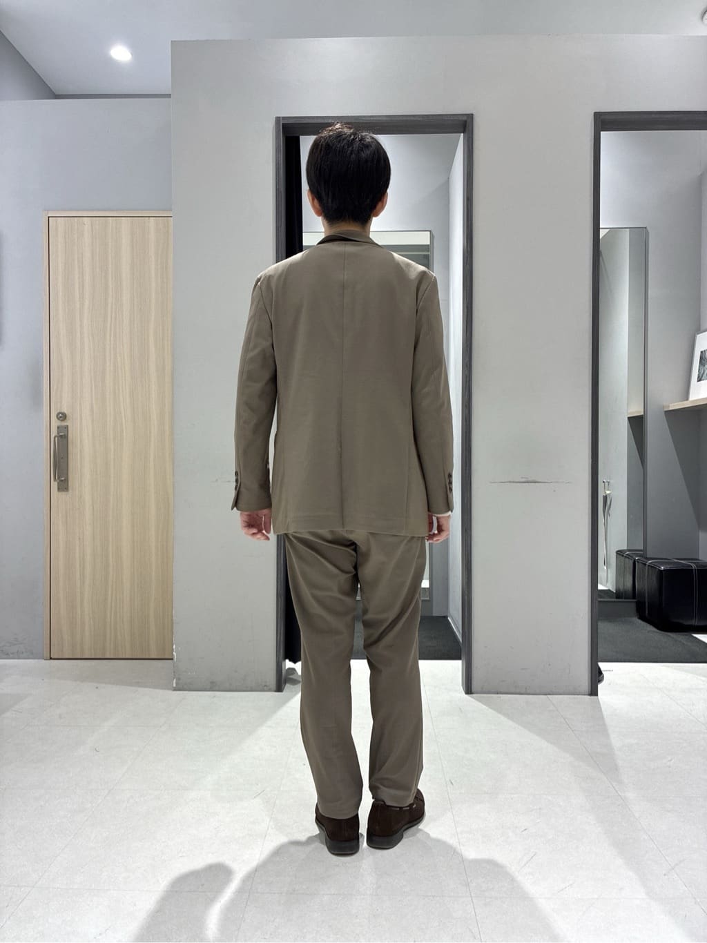 わいずみさんの「TAKEO KIKUCHI｜【360&deg;ストレッチ／セットアップ対応】None Of Stress ジャケット」を使ったコーディネート
