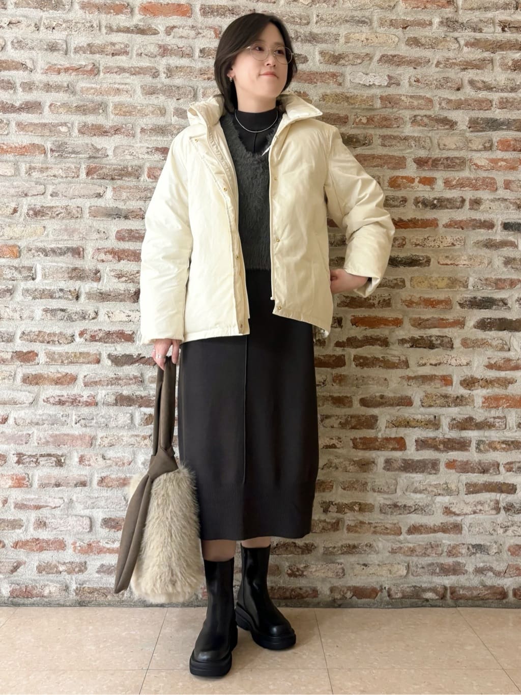 しばさんの「THE SHOP TK｜【ぎゅっとされているような暖かさ】撥水中綿ブルゾン」を使ったコーディネート