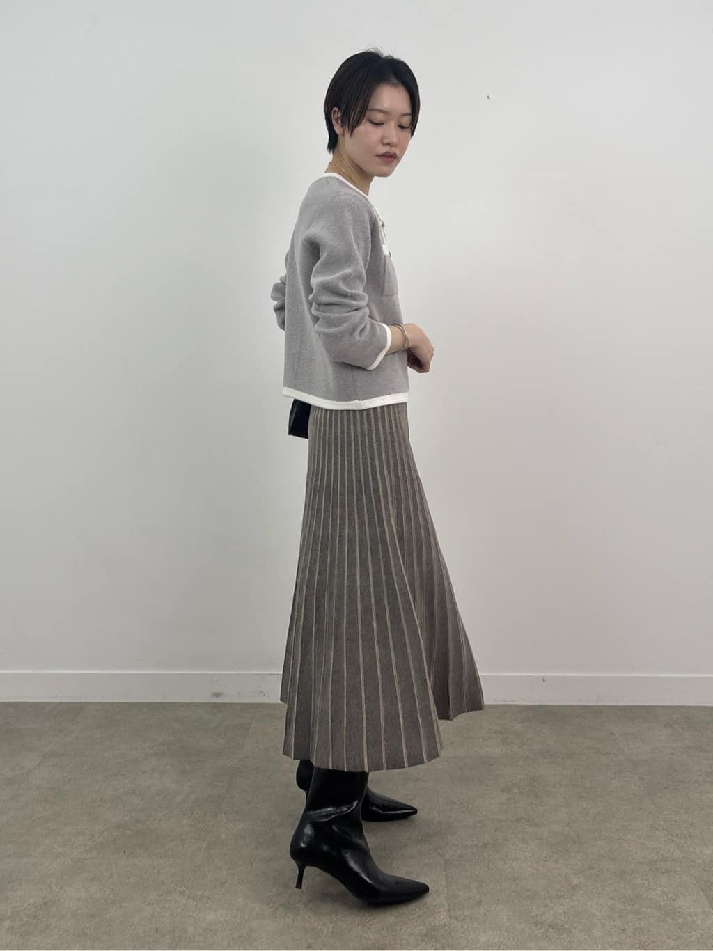 kanaeさんの「INDIVI｜【名品／撥水／抗菌防臭】ショート丈リサイクルダウンコート」を使ったコーディネート