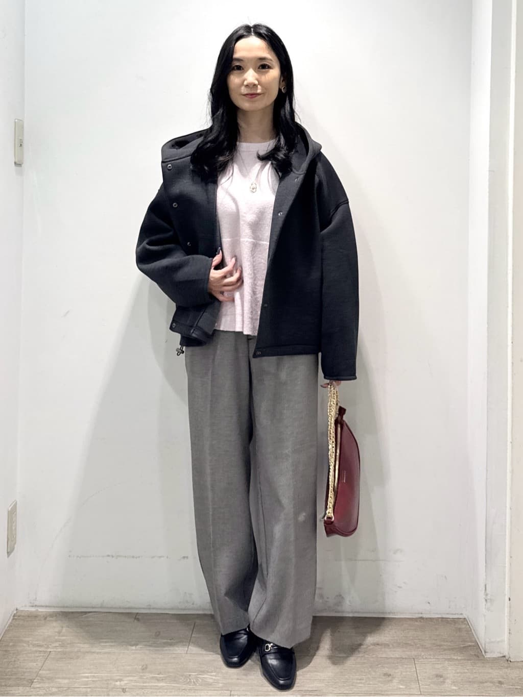 yuicciさんの「OPAQUE.CLIP｜ペプラムニット【洗濯機OK】」を使ったコーディネート