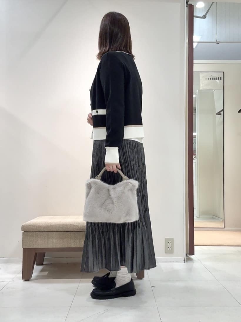 YUIさんの「UNTITLED｜【アンサンブル可/ジャケット風】ウールミラノリブカーディガン」を使ったコーディネート