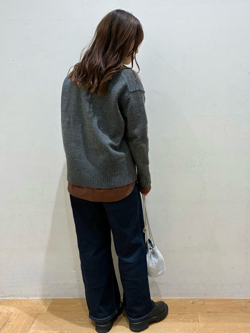 kurumiさんの「OPAQUE.CLIP｜ポケット刺繍レギュラーカラーシャツ【洗濯機OK】」を使ったコーディネート