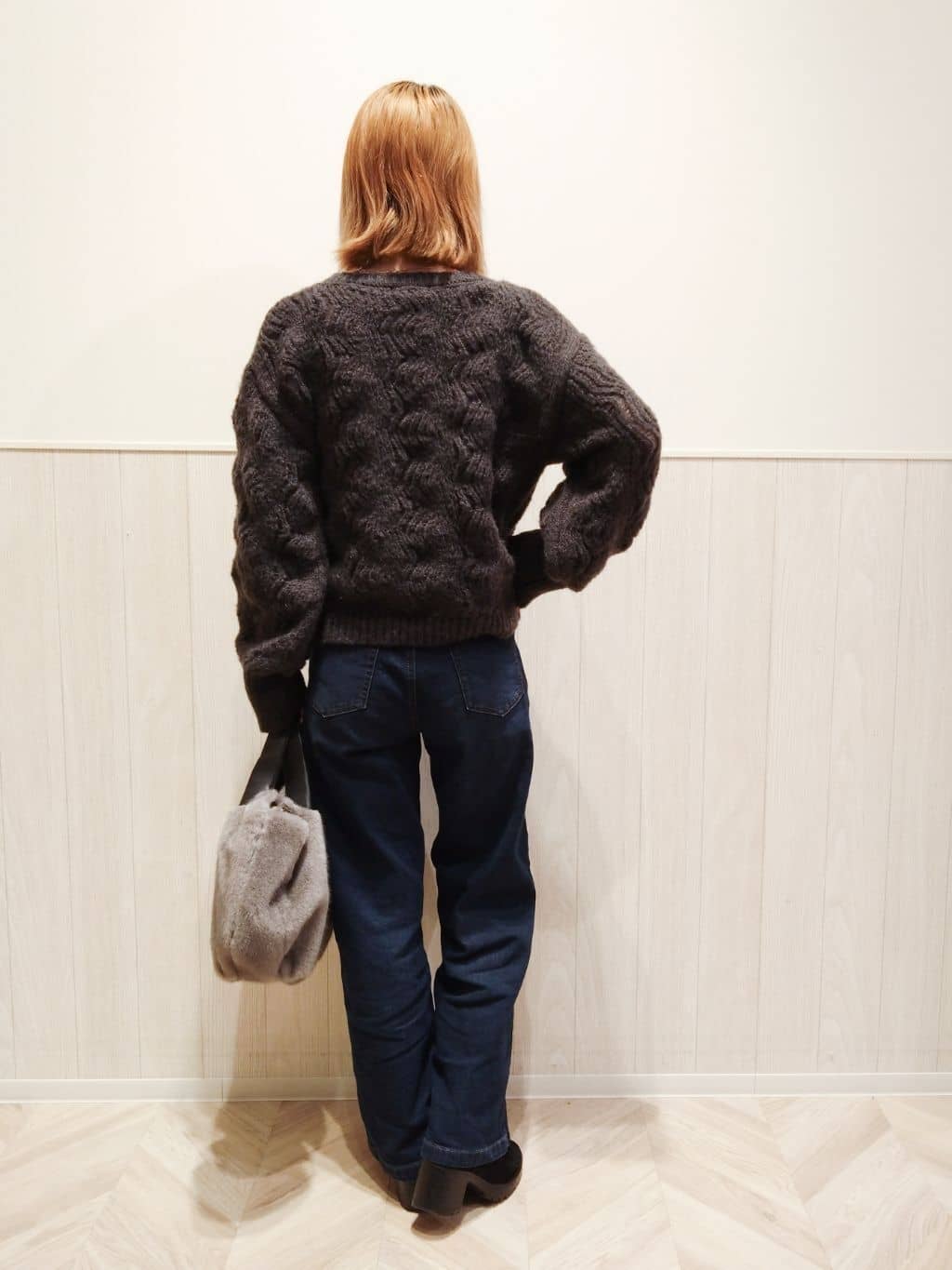 Suzuさんの「SHOO･LA･RUE｜【撥水/洗える】ショートフーディーダウン」を使ったコーディネート