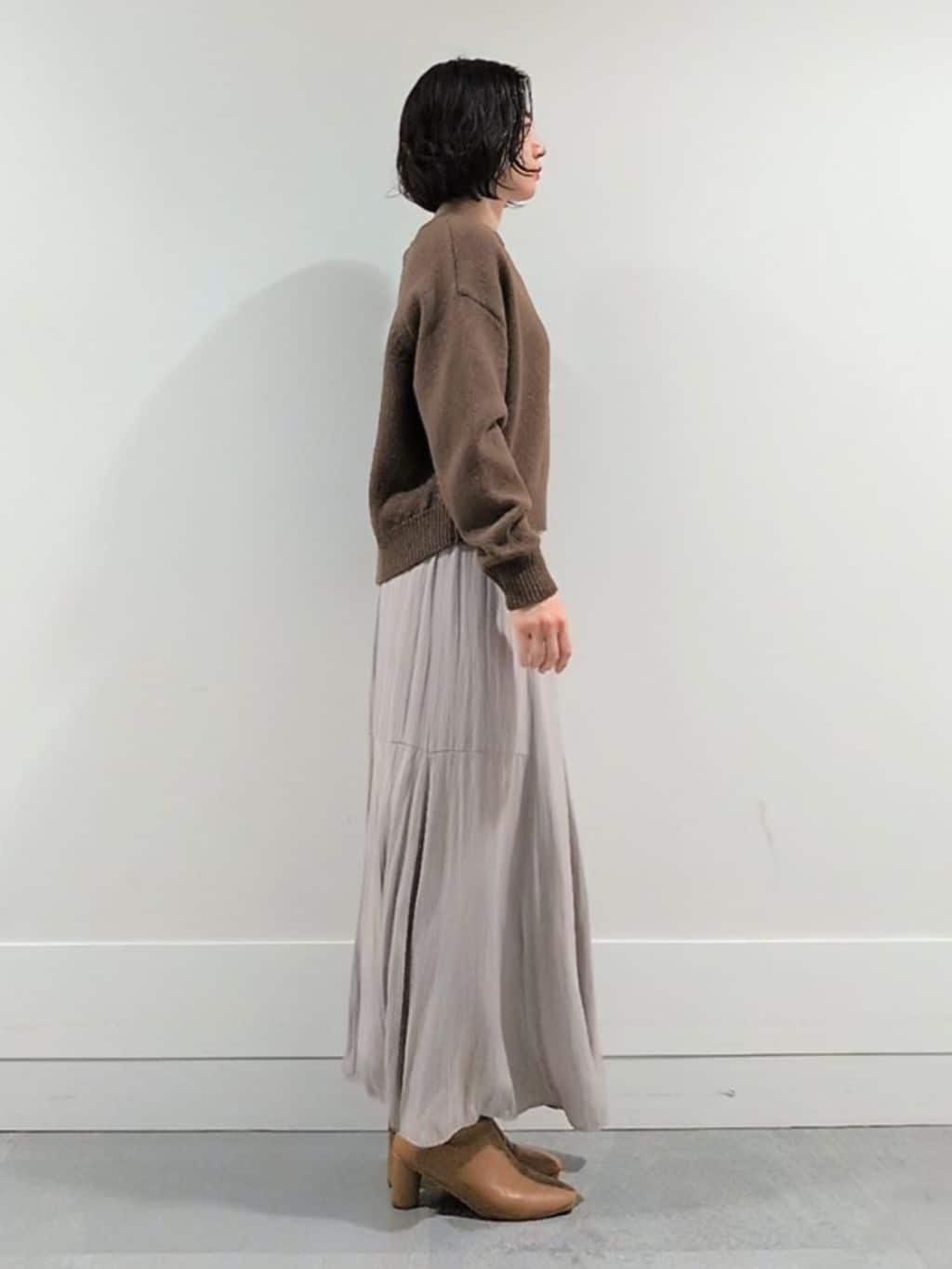 ミズタさんの「UNTITLED｜【セットアップ可/ゆったり】ウール混ラメニット」を使ったコーディネート
