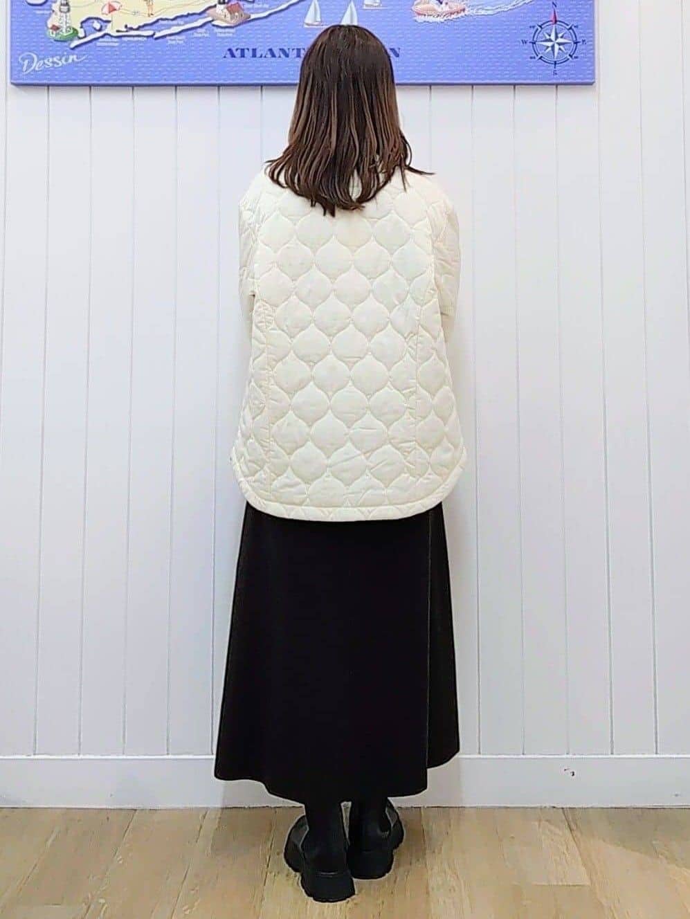 itoさんの「Dessin｜【洗える】ペイント風刺繍入り配色ラインニット」を使ったコーディネート