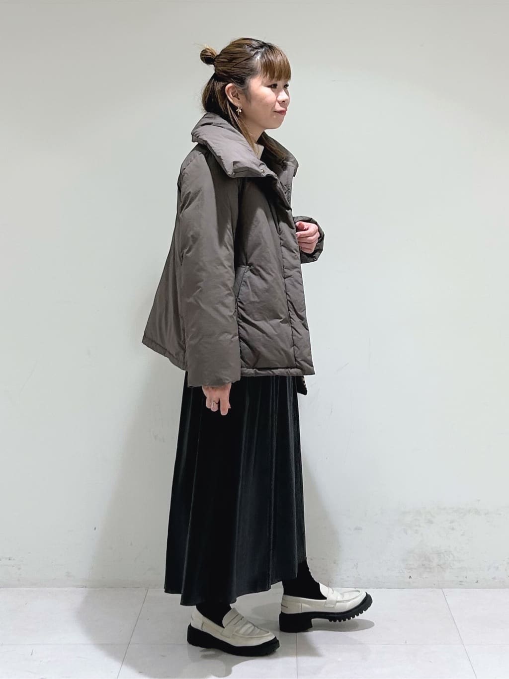 tsuyuさんの「INDIVI｜【撥水／洗える／デザイン衿】ステッチレス ショートダウンコート」を使ったコーディネート