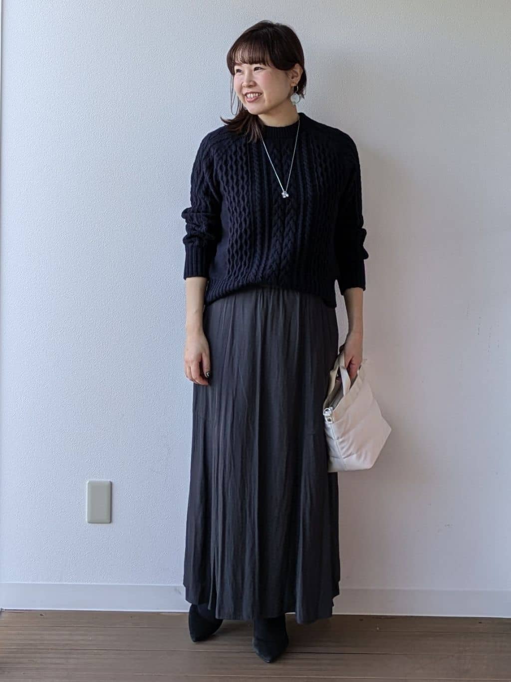 なみきさんの「UNTITLED｜【洗える】スポンディッシュ ケーブル柄ニット」を使ったコーディネート