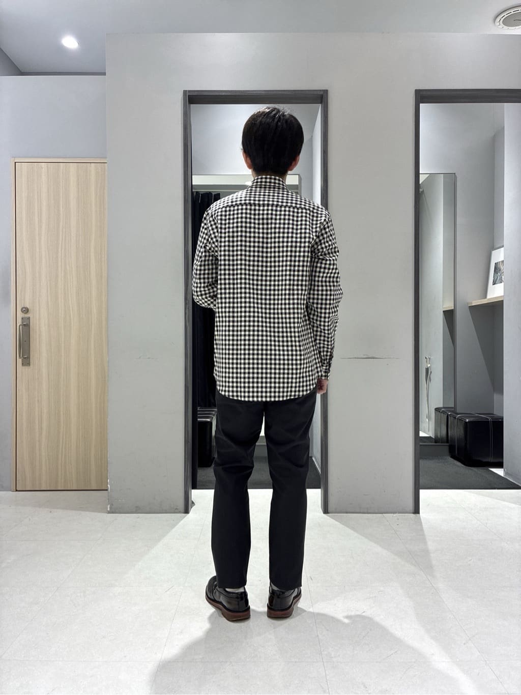 わいずみさんの「TAKEO KIKUCHI｜【Air Palette Knit】ワンポイント カラーニット プルオーバー」を使ったコーディネート