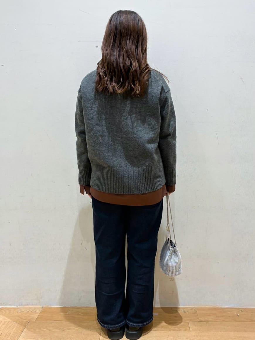 kurumiさんの「OPAQUE.CLIP｜ポケット刺繍レギュラーカラーシャツ【洗濯機OK】」を使ったコーディネート