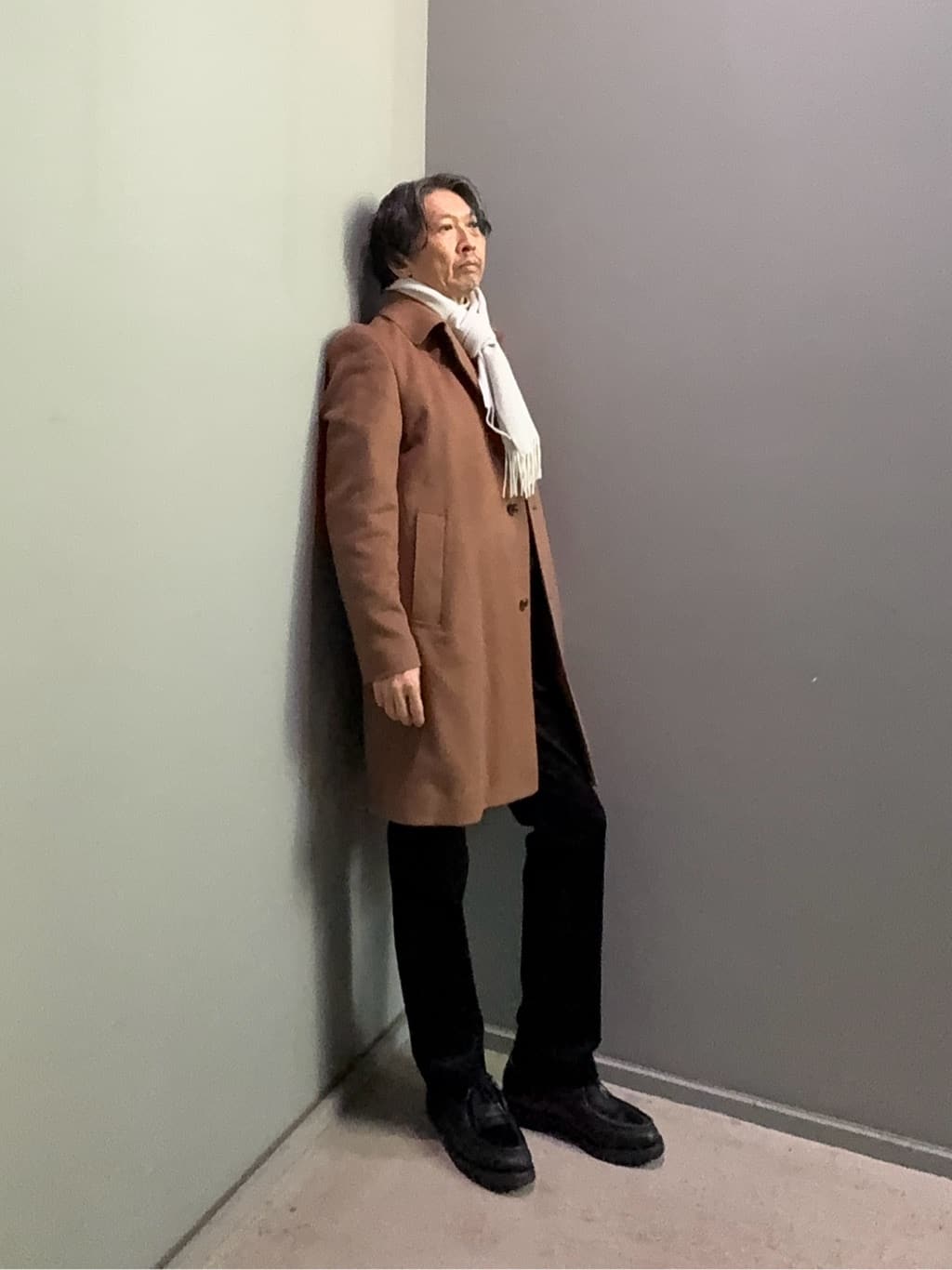 デザイナーTAKEman さんの「TAKEO KIKUCHI｜カシミヤブレンド ビーバー調ステンカラーコート」を使ったコーディネート