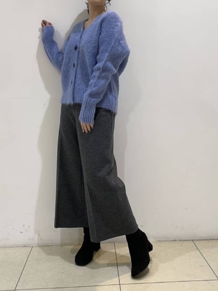 watanabeさんの「UNTITLED｜【ゆったり】アルパカ混シャギー カーディガン」を使ったコーディネート