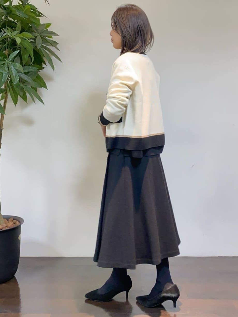 tomoさんの「UNTITLED｜【トレンド／ギフト】ファー＆ポーチチャーム」を使ったコーディネート