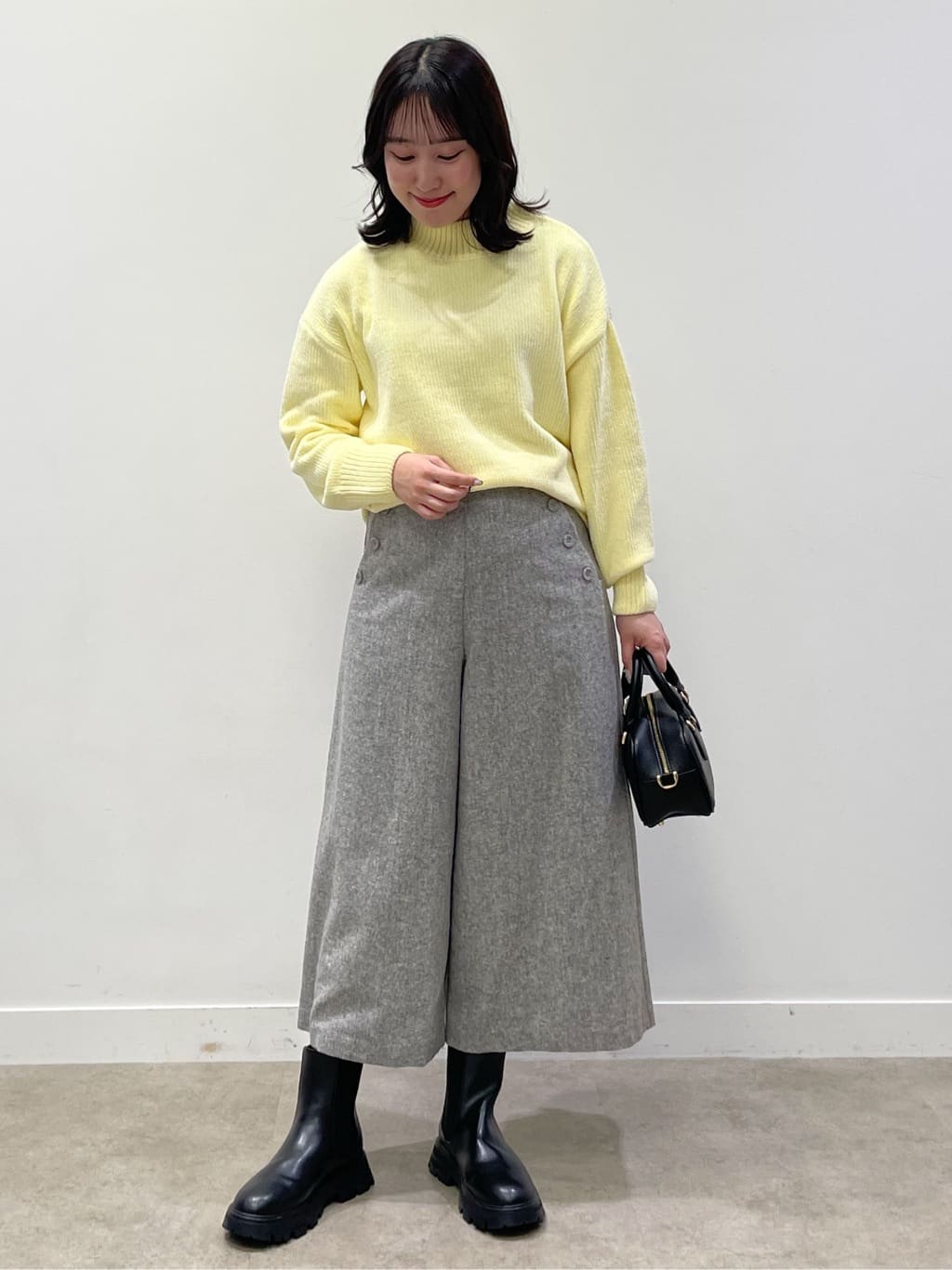 yukariさんの「Dessin｜【洗える】ハイネックベロアモールニット」を使ったコーディネート