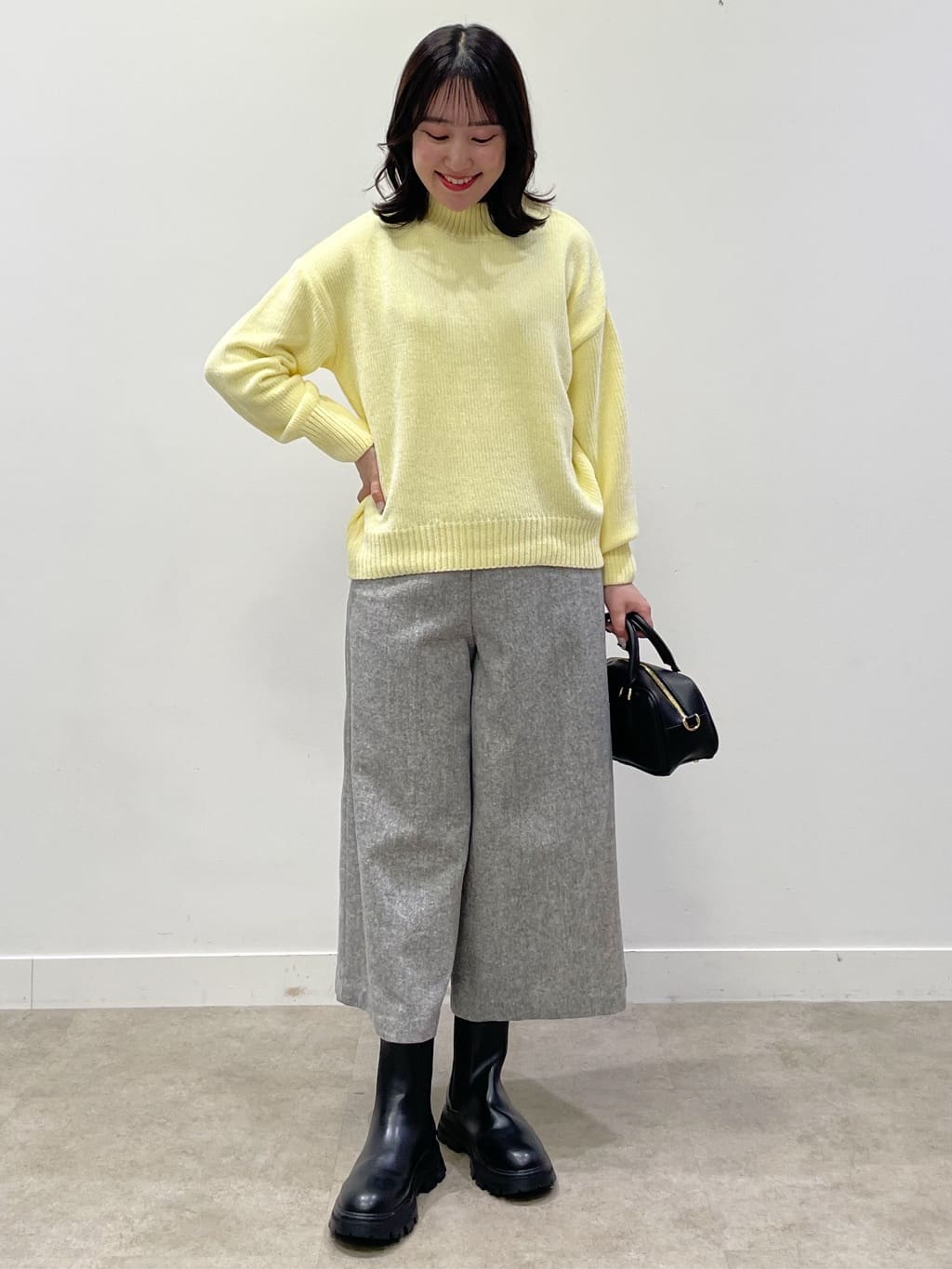 yukariさんの「Dessin｜【洗える】ハイネックベロアモールニット」を使ったコーディネート