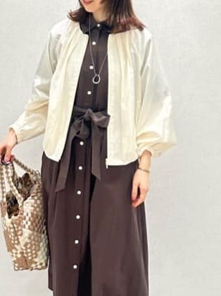 Miwaさんの「UNTITLED｜フープトップネックレス」を使ったコーディネート