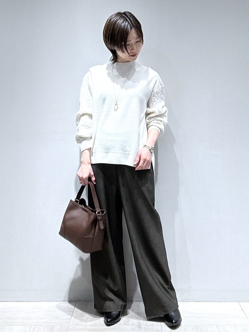 まちこさんの「Reflect｜【ウエスト総ゴム】ワイドストレートパンツ」を使ったコーディネート