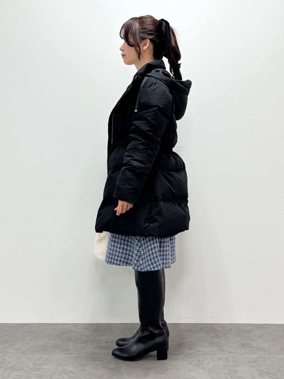 kozuさんの「index｜KAWADAダウンドロストミドルコート【撥水／洗濯機OK／2WAY／静電気防止裏地】《XS～3L》」を使ったコーディネート