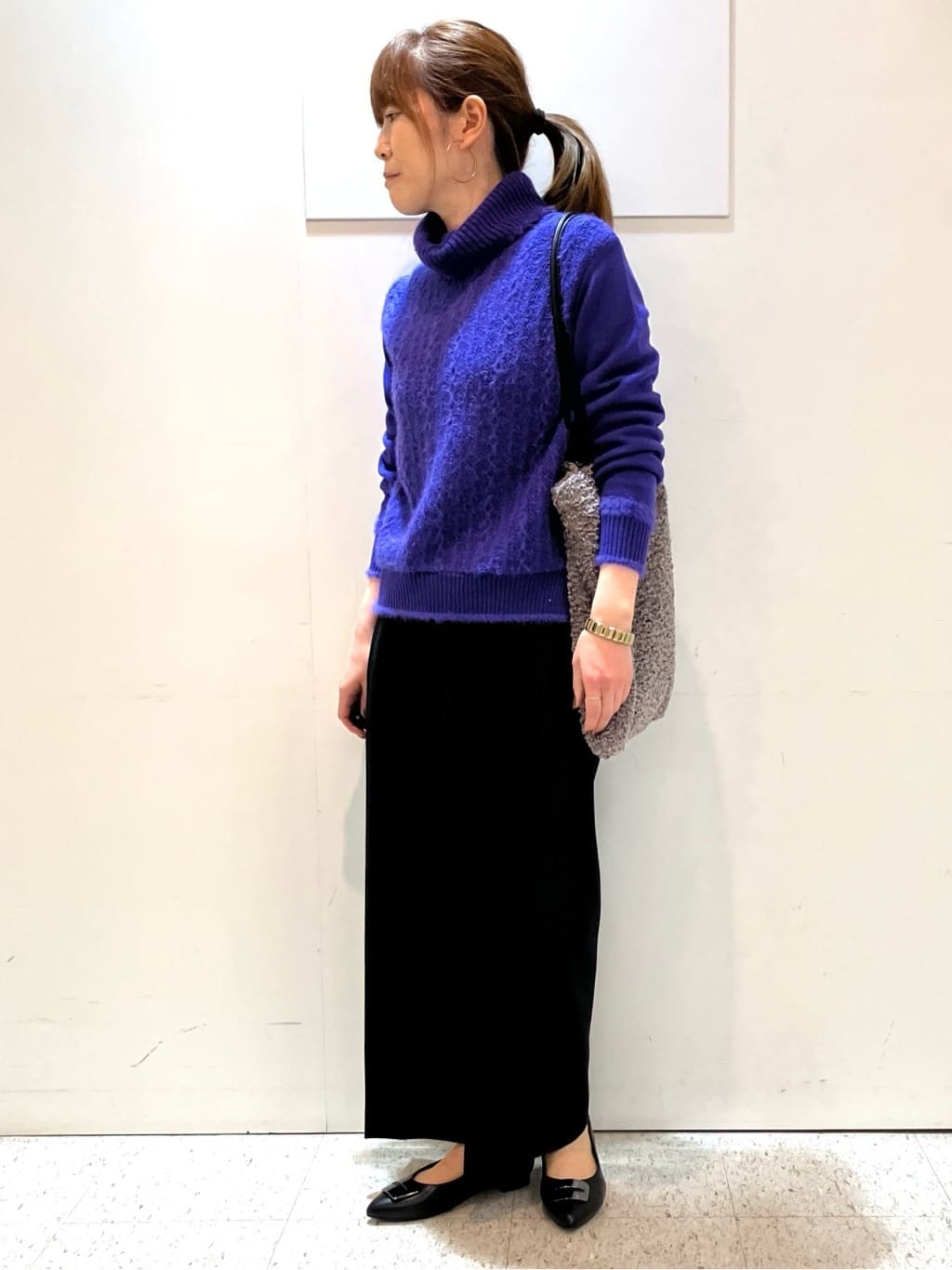 kozuさんの「Reflect｜【ほんのりラメ感◎】ふわふわフェザーヤーンハイネックニット」を使ったコーディネート