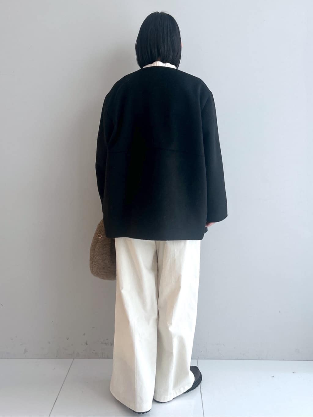 Hirokaさんの「Dessin｜ウール混クルーネックコート」を使ったコーディネート