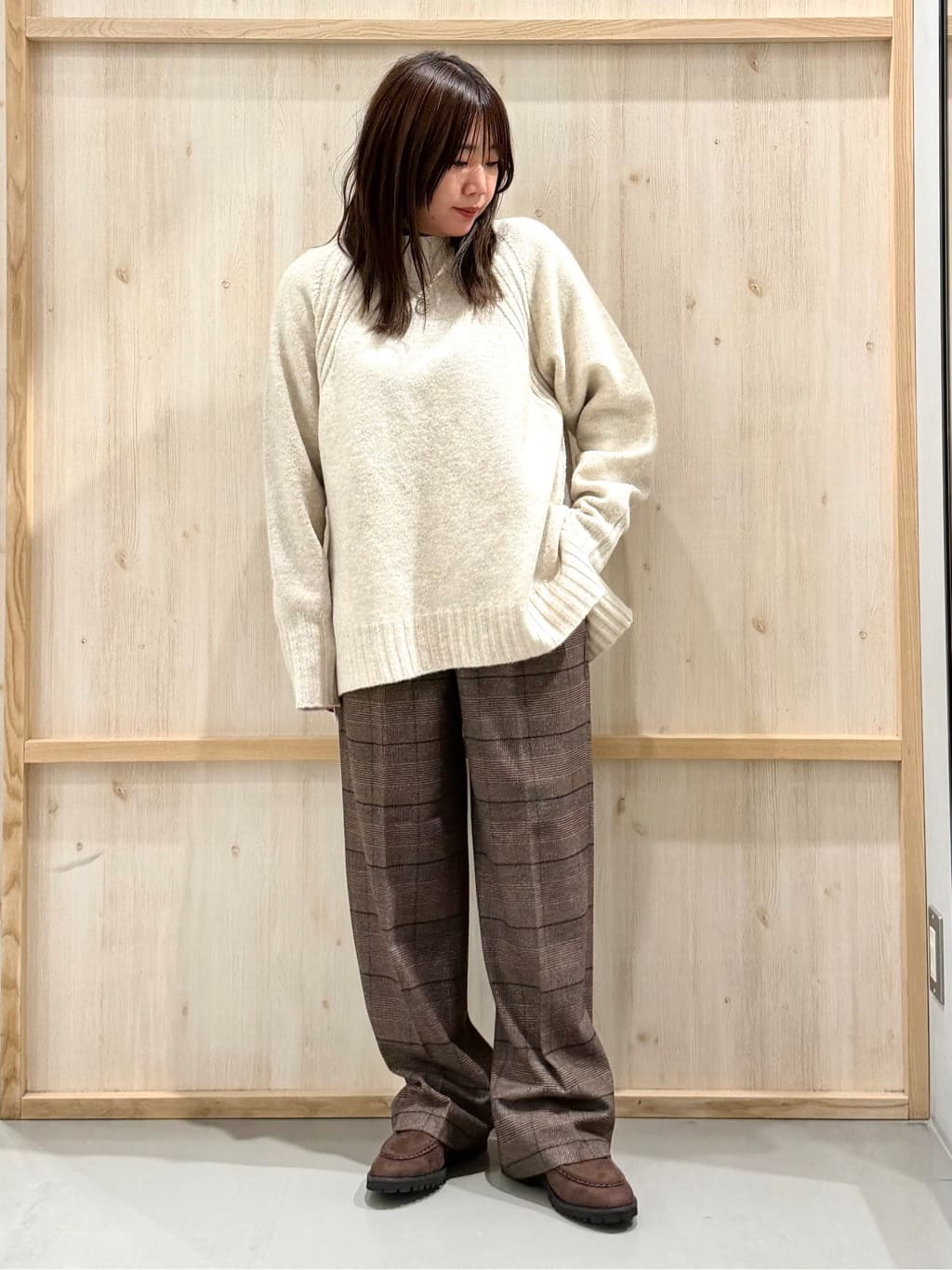 nanaさんの「THE SHOP TK｜ふんわり柔らかきれい色 ウール混ハイネックニット」を使ったコーディネート