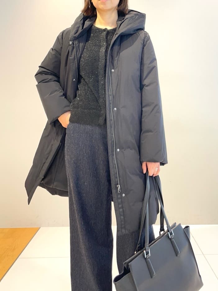 murayamaさんの「INDIVI｜【撥水／洗える】ステッチレス ロングダウンコート」を使ったコーディネート
