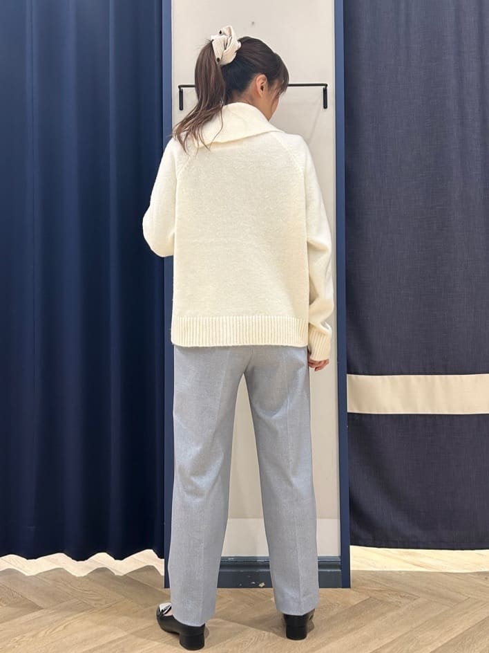 Orikaさんの「grove｜サイドジップカラーニットプルオーバー」を使ったコーディネート