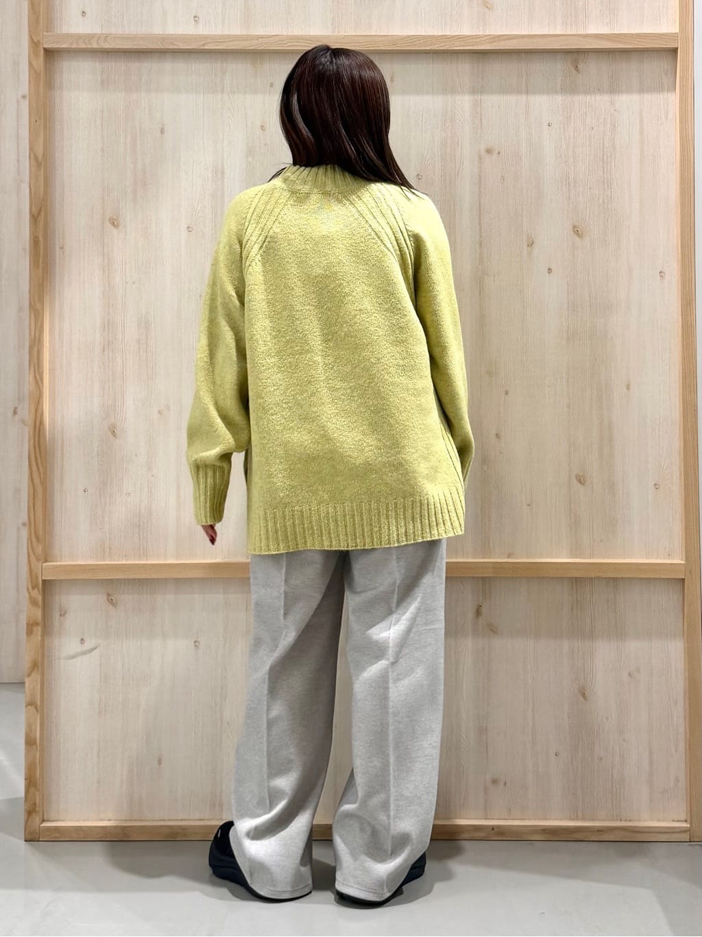 nanaさんの「THE SHOP TK｜ふんわり柔らかきれい色 ウール混ハイネックニット」を使ったコーディネート