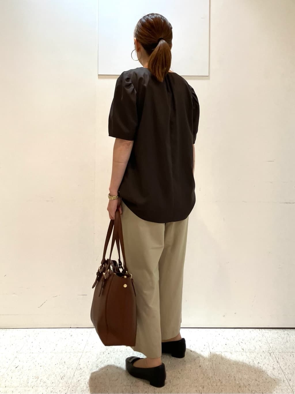 kozuさんの「Reflect｜【すっきり見え！長め丈】ピンタックデザインチュニックブラウス」を使ったコーディネート
