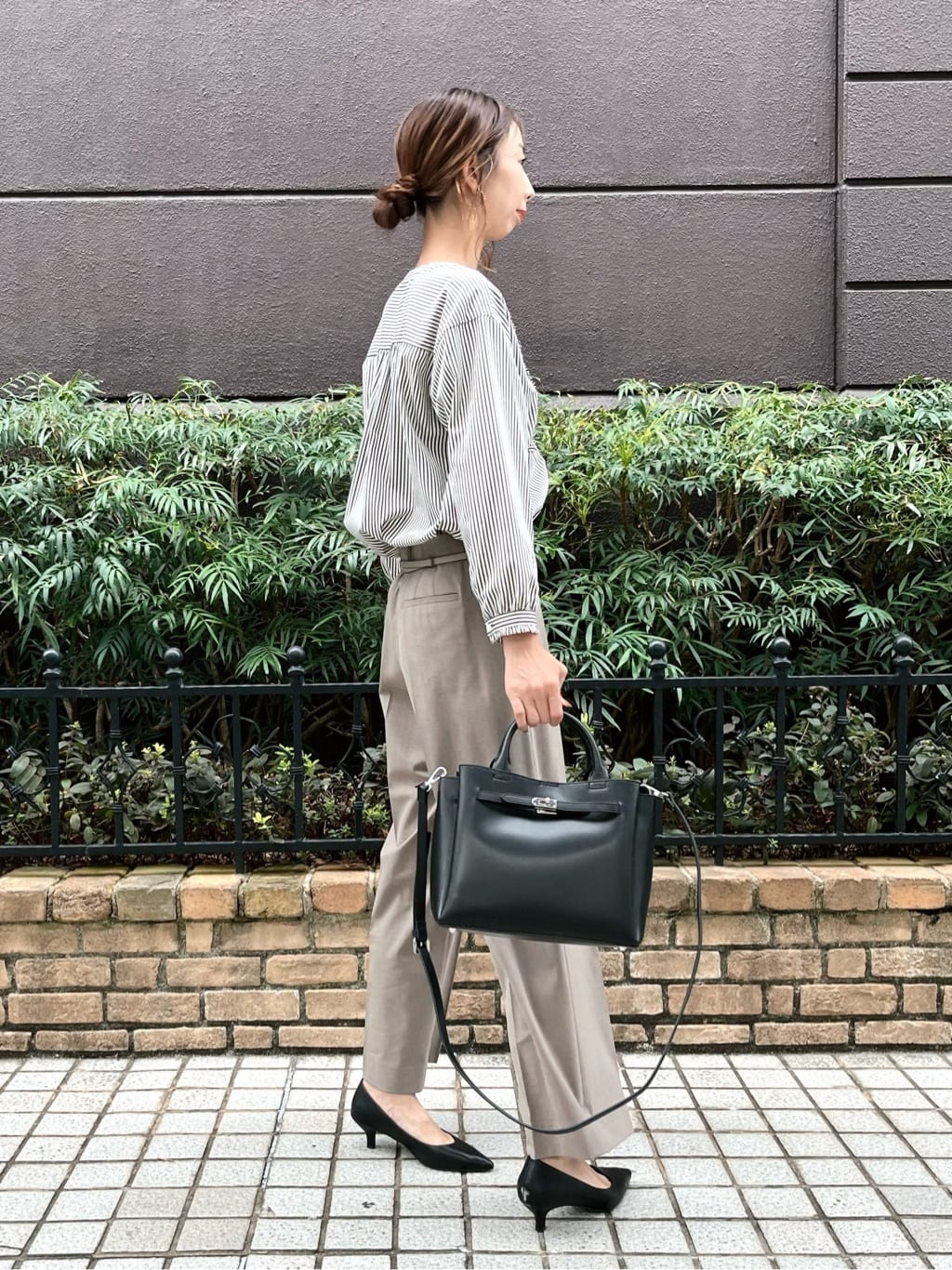 shioriさんの「INDIVI｜【洗える】胸元タックフリル長袖ブラウス」を使ったコーディネート
