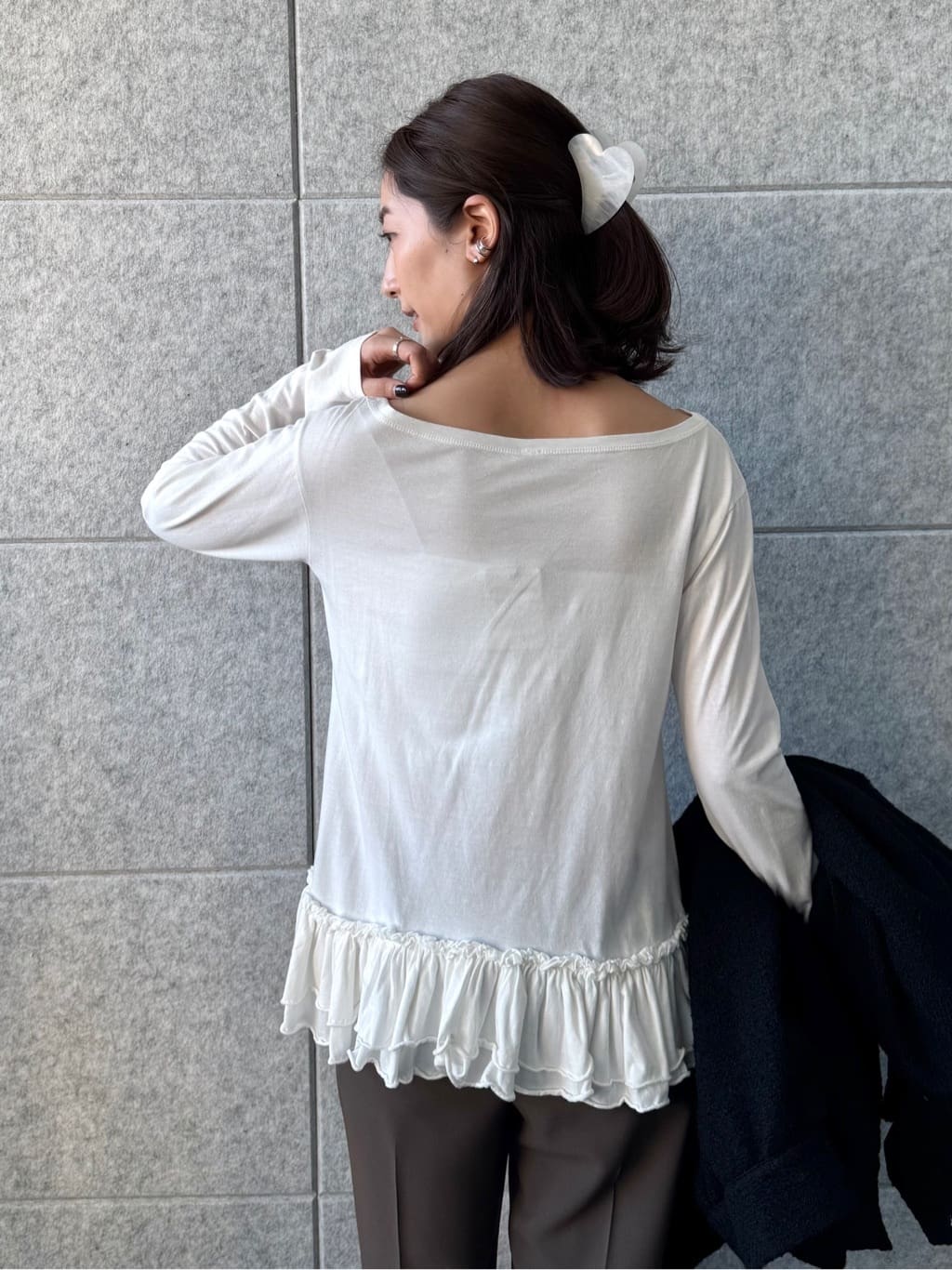 uchi__yamaさんの「CODE A｜easy ruffled tee」を使ったコーディネート